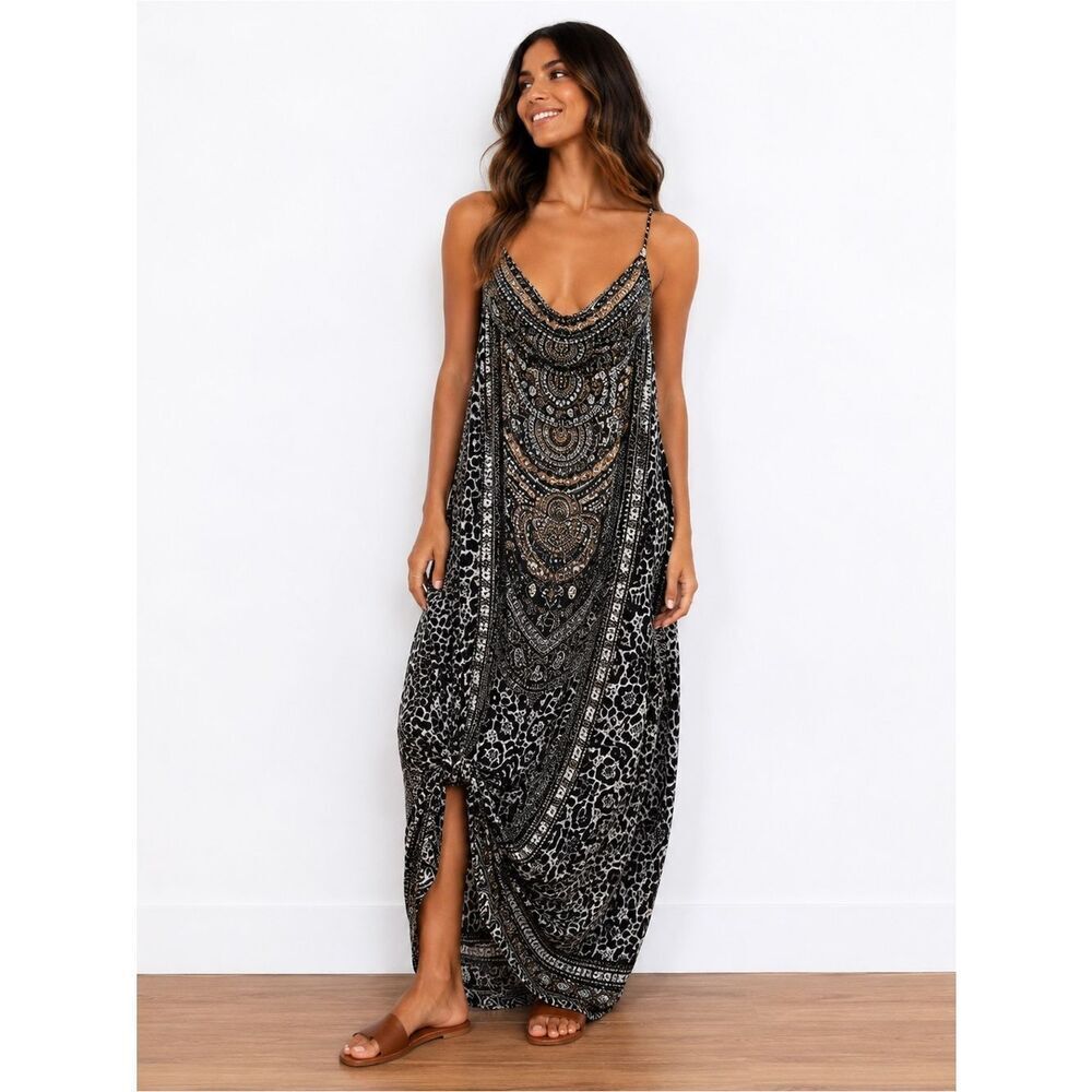 TRUE COLOURS by La Moda 
Stunning Navy & Gold Embellished Maxi Sundress💫